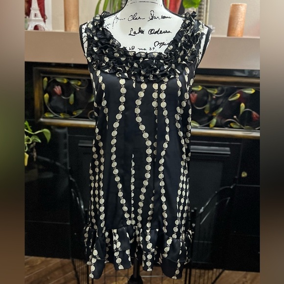 Woman’s “Pretty Good” sleeveless blouse. Size Large. #131 - Picture 3 of 4